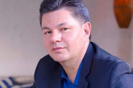 Após candidatura impugnada, decisão permite que Nivaldo concorra à reeleição em Pirenópolis