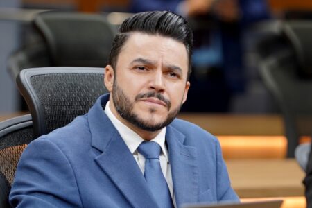 José Machado ressalta impacto direto no bolso dos cidadãos com aumento do ICMS de 17% para 19%