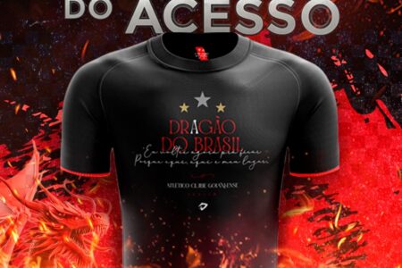 Camiseta comemorativa do Atlético Goianiense