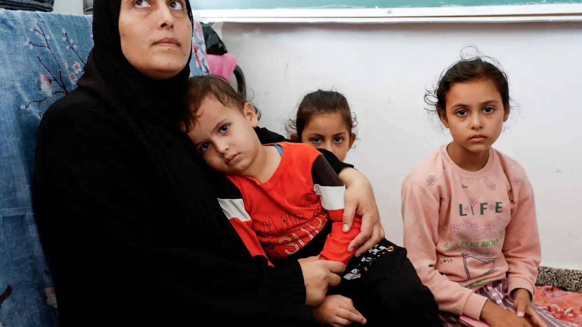 Número de mortos palestinos na Faixa de Gaza sobe para 20 mil, afirma Ministério da Saúde combates no território palestino contra o Hamas