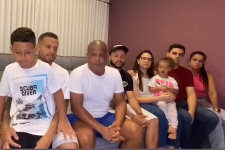 Após sequestro, Marcelinho Carioca posta vídeo ao lado da família; assista Ex-jogador foi capturado depois de deixar um show em São Paulo