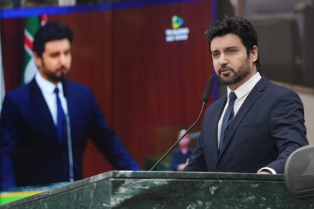 Despedida de Fred Rodrigues da Assembleia enche galerias com apoiadores e críticos