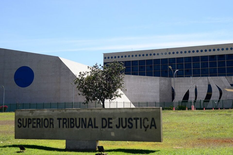 STJ abre concurso com salário de R$ 12.455,30; inscrições começam dia 30