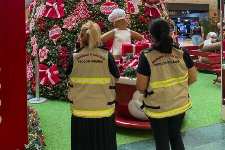 Levantamento foi realizado em 29 estabelecimentos Procon Goiânia aponta variação de até 242,05% no preço de presentes de Natal