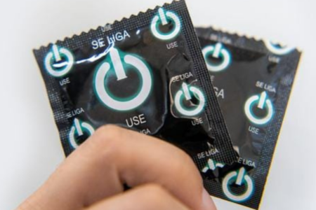 Preservativos foram distribuídos gratuitamente em Goiânia (Foto Julia Prado)
