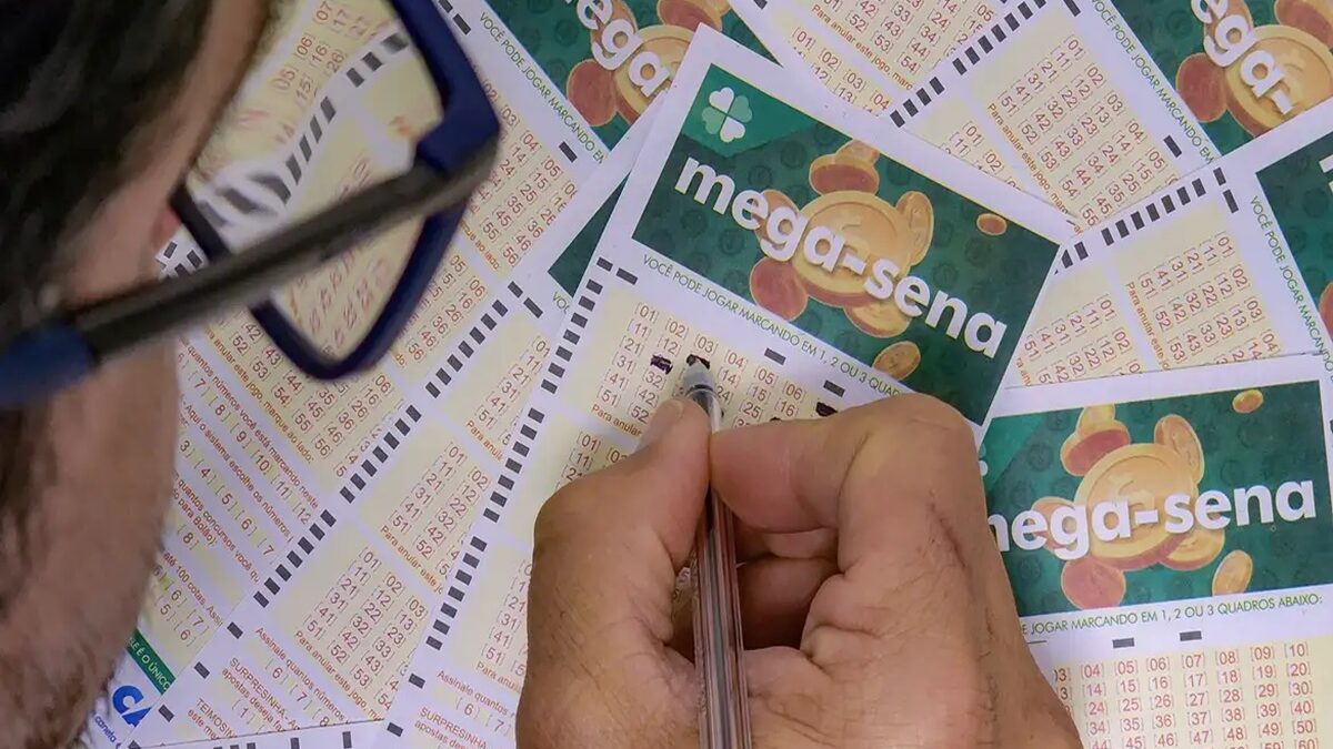Bolão do ES leva 46,7 milhões na Mega; em Goiás, três acertam 5 números