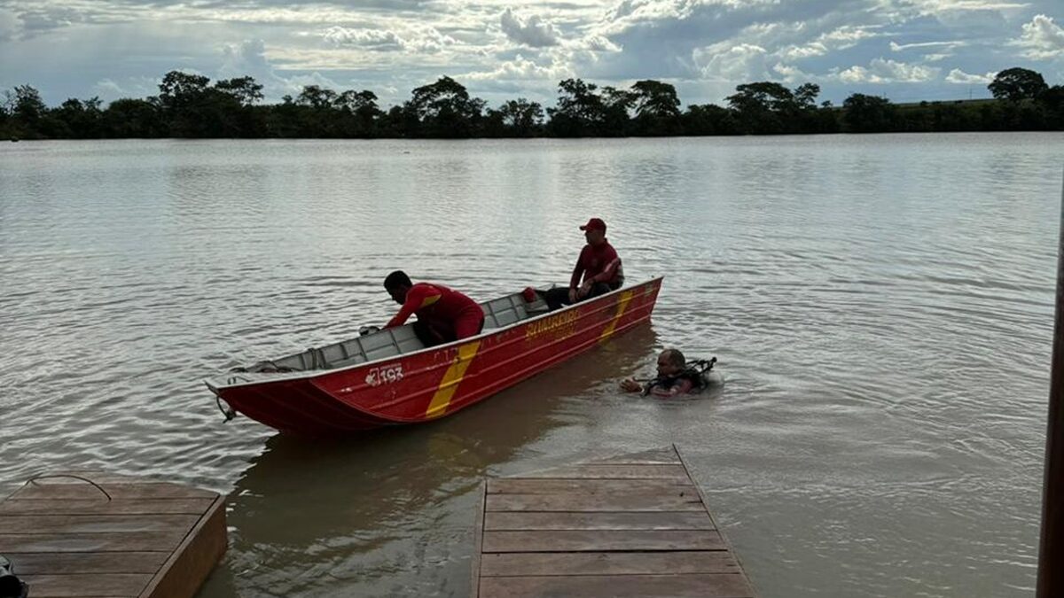 Bombeiros localizam corpo de jovem que desapareceu em lago de Senador Canedo no Natal