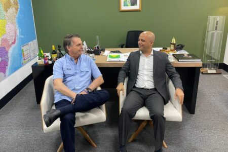 Vitor Hugo vai disputar prefeitura de Anápolis com apoio de Bolsonaro, diz interlocutor