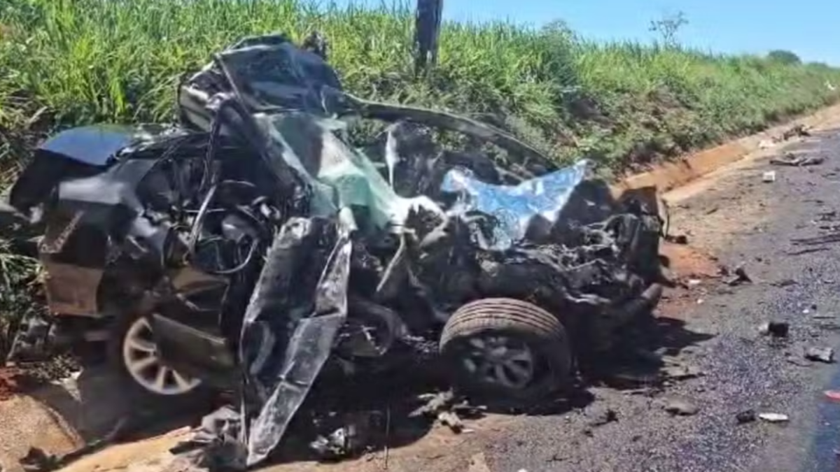 Colisão frontal aconteceu na BR-153 (Foto PRF)