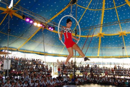 Espetáculo circense ‘Desequilíbrios’ promove arte e inclusão social em Goiânia