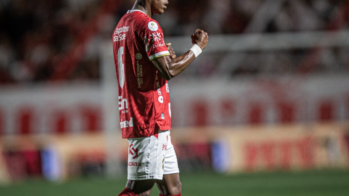 Rodrigo Gelado durante jogo no OBA