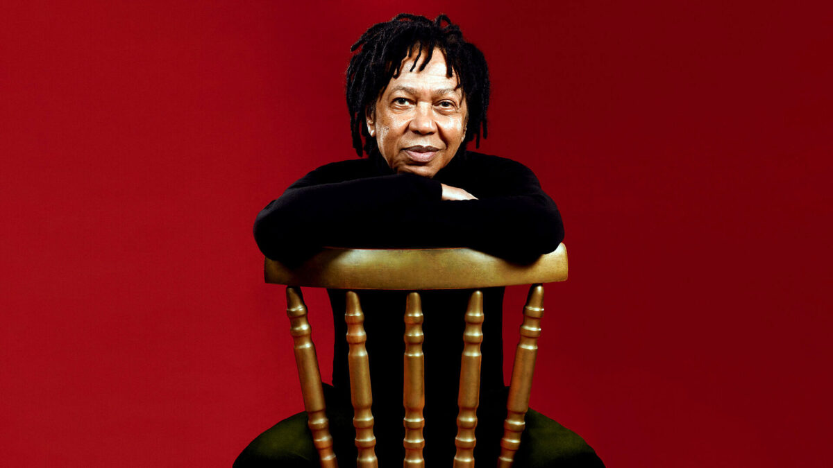 Djavan anuncia show da turnê ‘D’ em Goiânia
