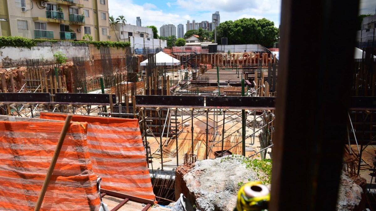 Desabamento em Rua do Setor Marista, em Goiânia