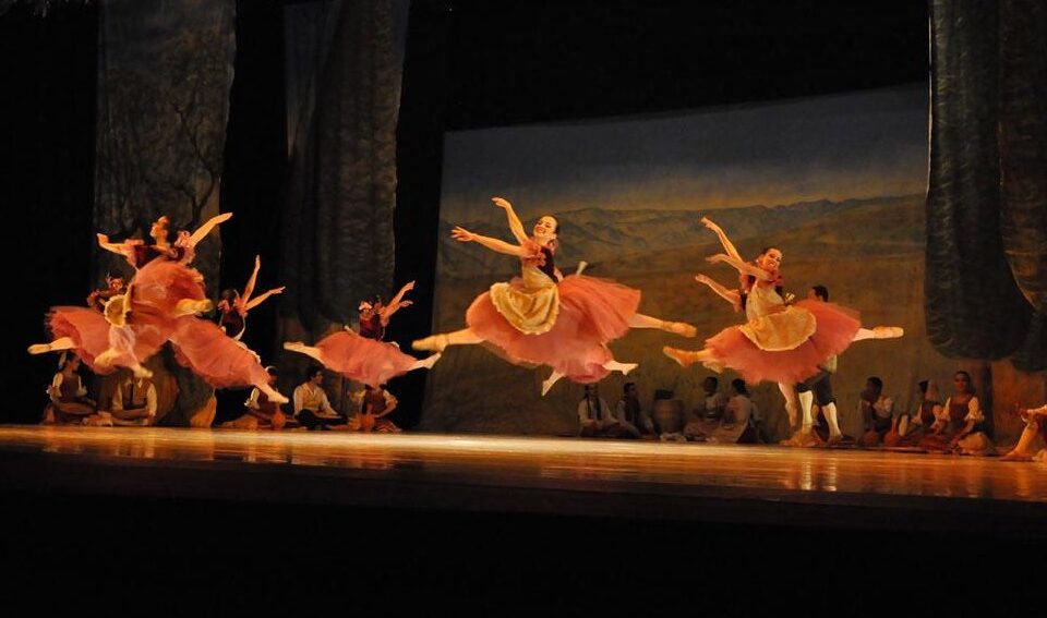 Goiânia recebe festival que reúne dança, cinema e teatro com entrada gratuita