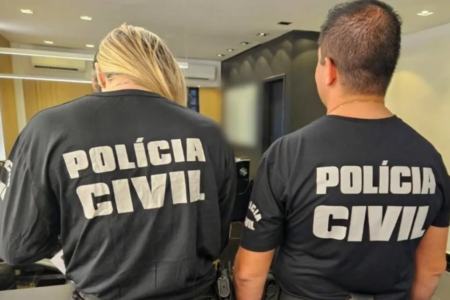 Motoristas são autuados suspeitos de se passarem por taxistas para não pagarem imposto (Foto: Divulgação/Polícia Civil)