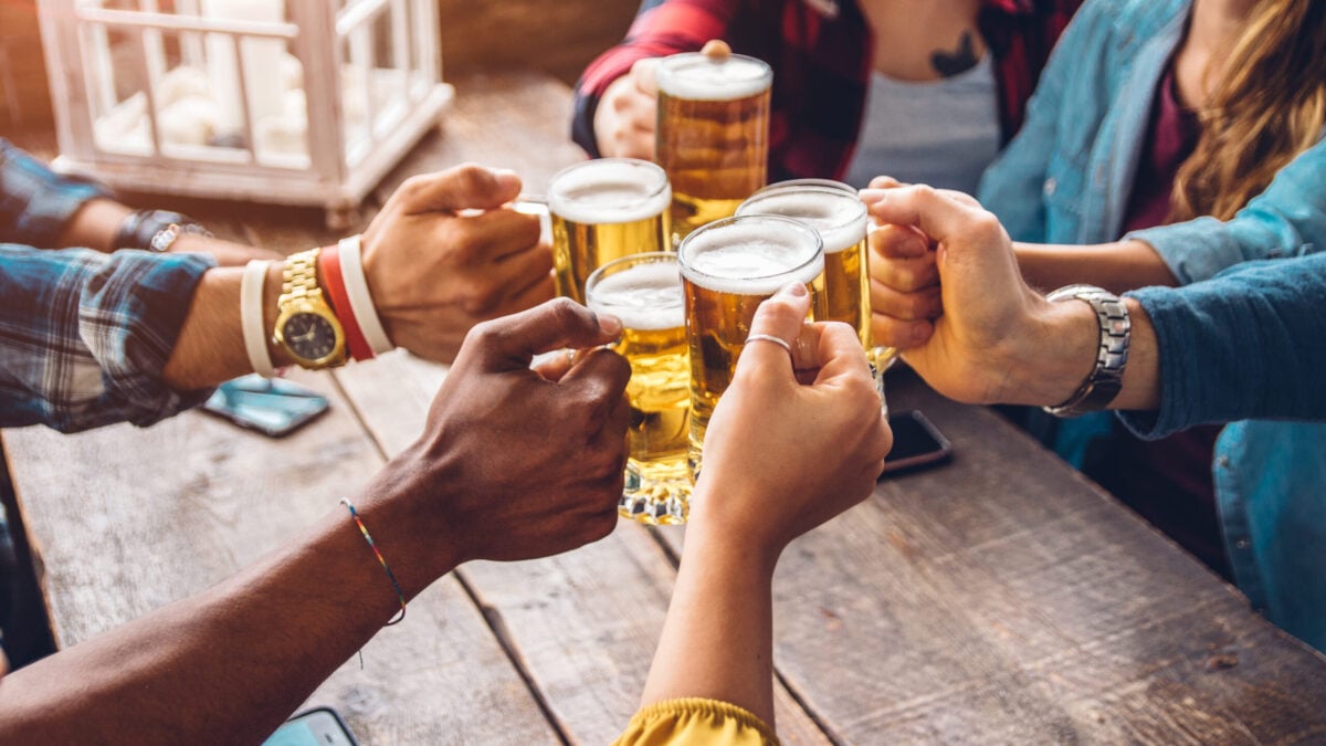 10 lugares para curtir um happy hour de respeito em Goiânia