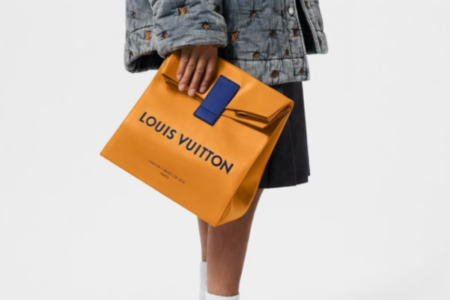 Nova bolsa imita saco de pão (Foto: Louis Vuitton)