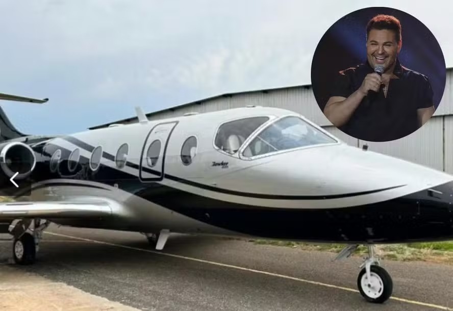Eduardo Costa compra jatinho avaliado em R$ 40 milhões Sertanejo personalizou as turbinas do avião com o seu nome