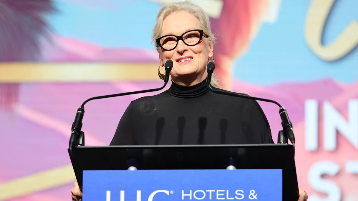 No Palm Springs Film Awards, na noite de quinta-feira, Meryl Streep fez uma rara aparição pública e elogiou o filme "Barbie" no processo.