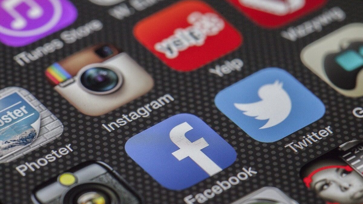 Justiça condena Facebook a indenizar usuária de Aparecida que teve conta hackeada