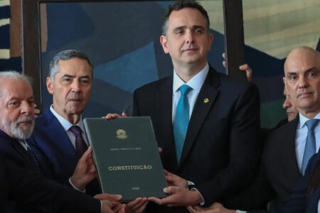 Lula, Luís Roberto Barroso, Rodrigo Pacheco e Alexandre de Moraes (Foto: Agência Brasil)