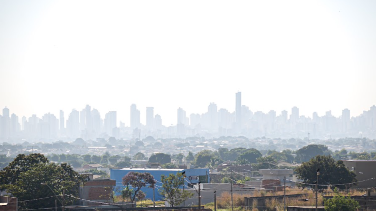 Frente fria do Sul não trará alívio para o calor em Goiás, diz previsão do tempo