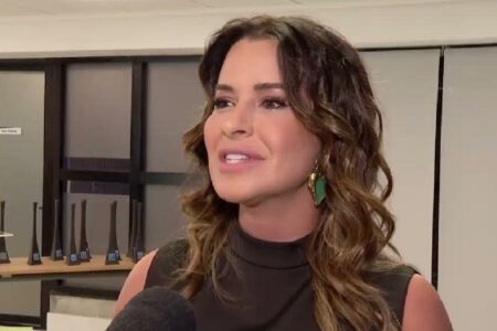 Record Goiás demite Fernanda Arcanjo e outros nove funcionários "Gratidão à Record e aos gestores que acreditaram em mim", disse a jornalista