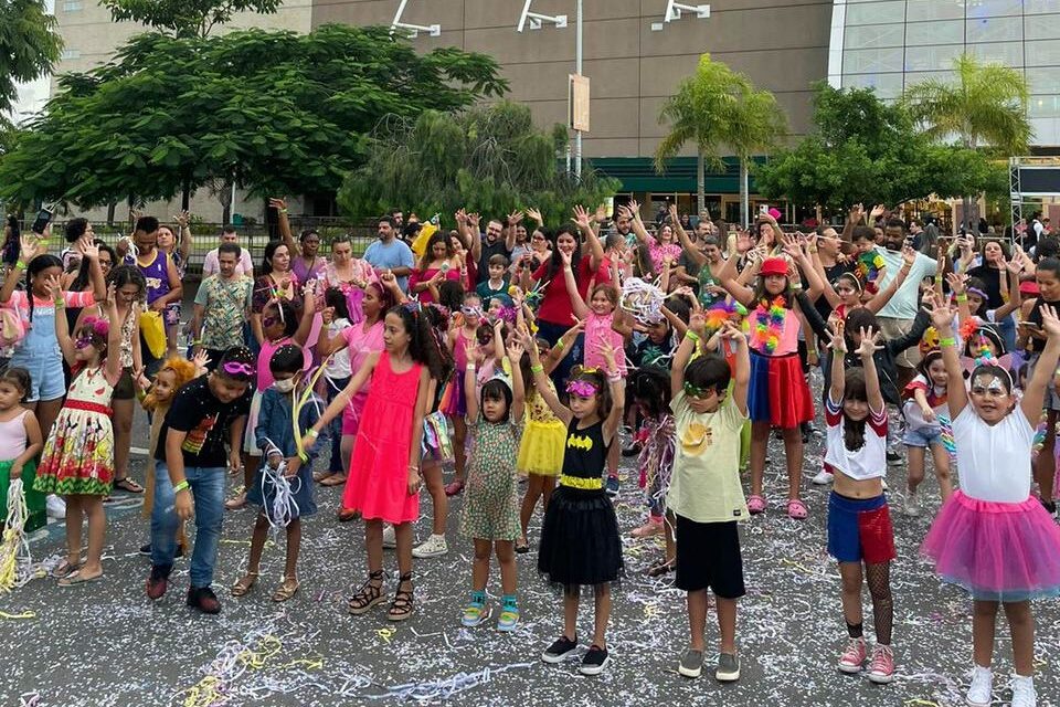 Bloquinho Kids em Goiânia terá oficina de miçangas, música ao vivo, brincadeiras e concurso de fantasia
