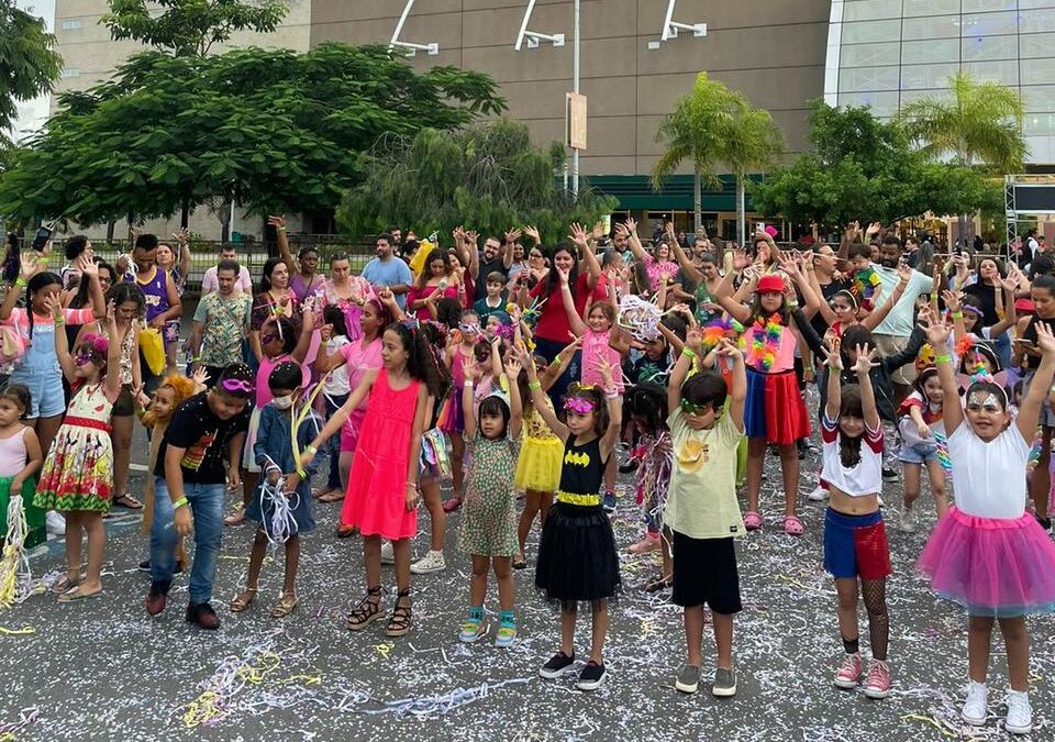 Bloquinho Kids em Goiânia terá oficina de miçangas, música ao vivo, brincadeiras e concurso de fantasia
