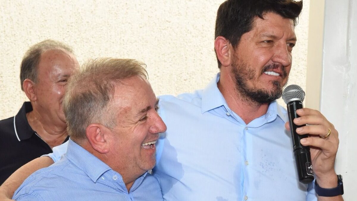 "Compromissos" impedem participação de Mendanha em evento de Glaustin e Vilmar, em Aparecida
