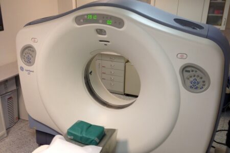 Mulher morre em Goiânia após tomar contraste para realizar uma tomografia