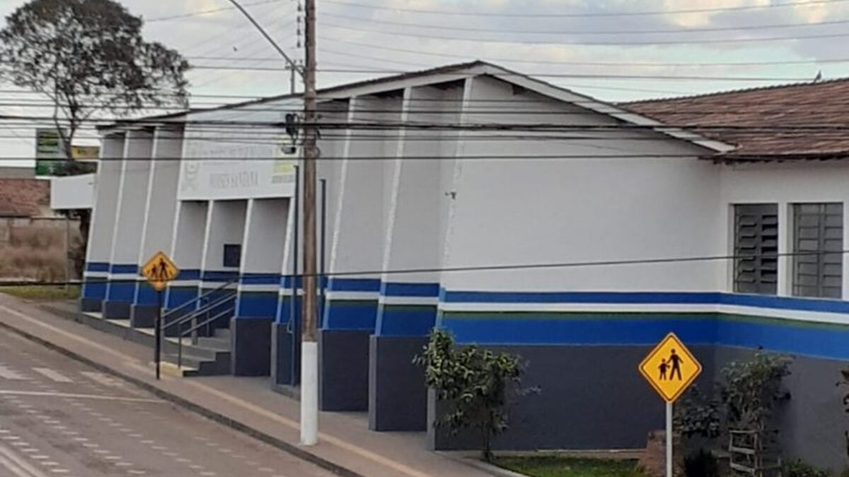 Família diz que gêmeos foram separados de sala de Colégio Militar de Silvânia por nomes parecidos