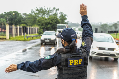 Agente da PRF (Foto: Divulgação/Governo Federal)