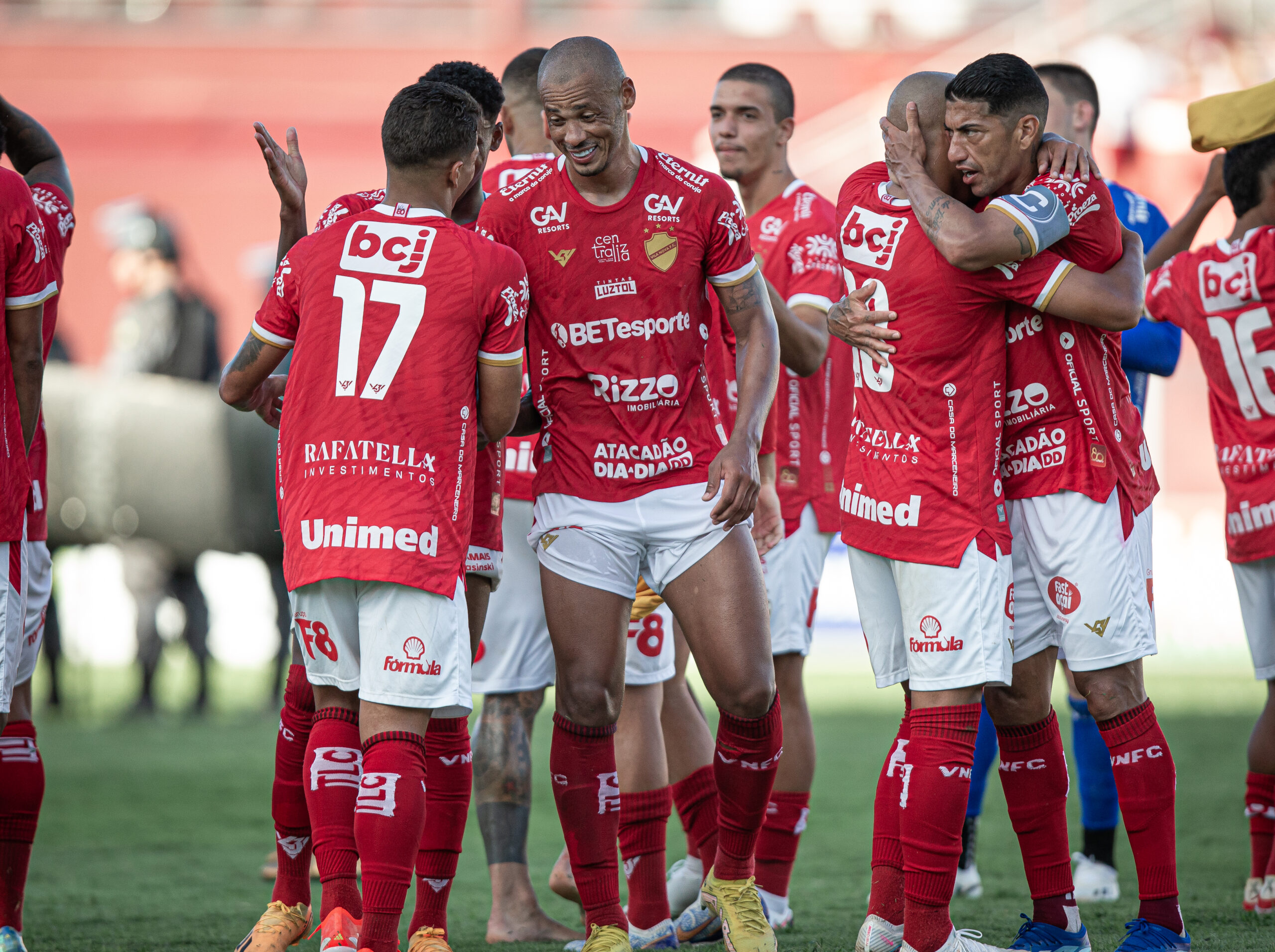 Vila Nova pode garantir classificação antecipada no Campeonato Goiano