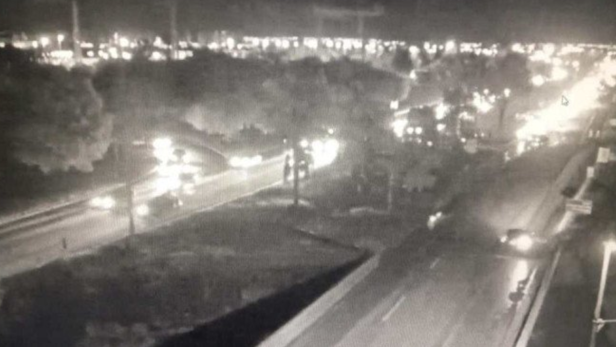 Engarrafamento na via Estrutural, a DF-095 (Foto: DER-DF)