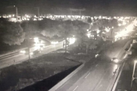 Engarrafamento na via Estrutural, a DF-095 (Foto: DER-DF)