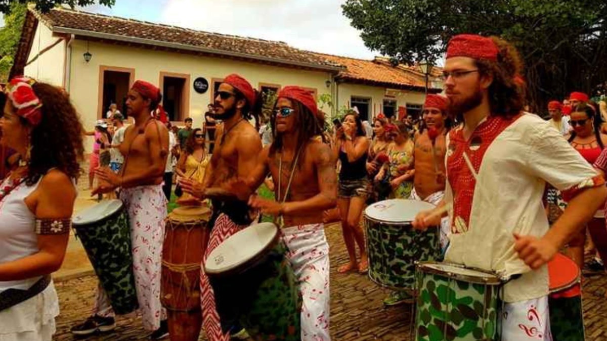 Blocos de rua e shows serão destaques do Carnaval Cultural de Pirenópolis (Foto Correio Brasiliense)