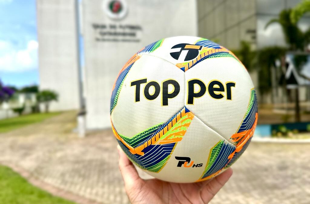 Bola oficial da Topper para alguns estaduais