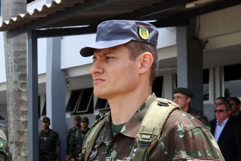 Quem é o militar que desmaiou durante operação da PF, em Goiânia