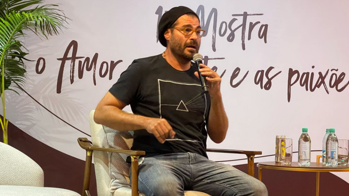 Thiago Lacerda durante bate-papo em Goiânia (Foto Pollyana Cicatelli)