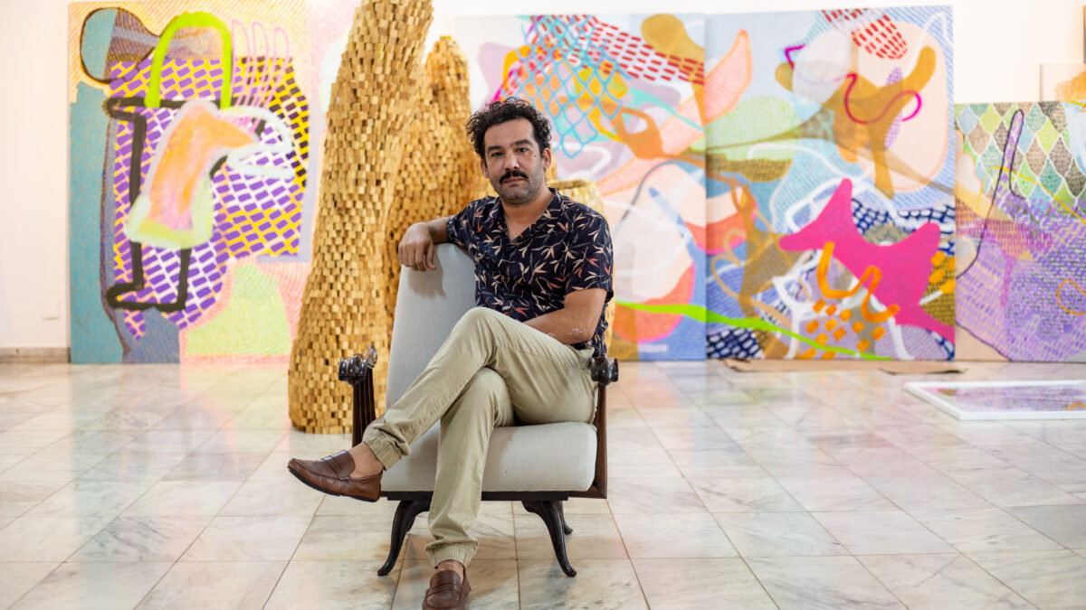 Artista Plástico Diogo Miranda traz exposição "Terrário" para Goiânia (Foto: Pedro Pinheiro)