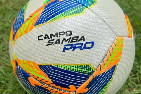 Bola oficial do Campeonato Goiano Campo Samba Pro 2024