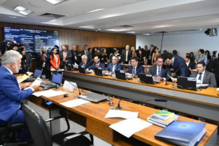 Comissão que discutiu saidinhas de presos (Foto: Agência Senado)