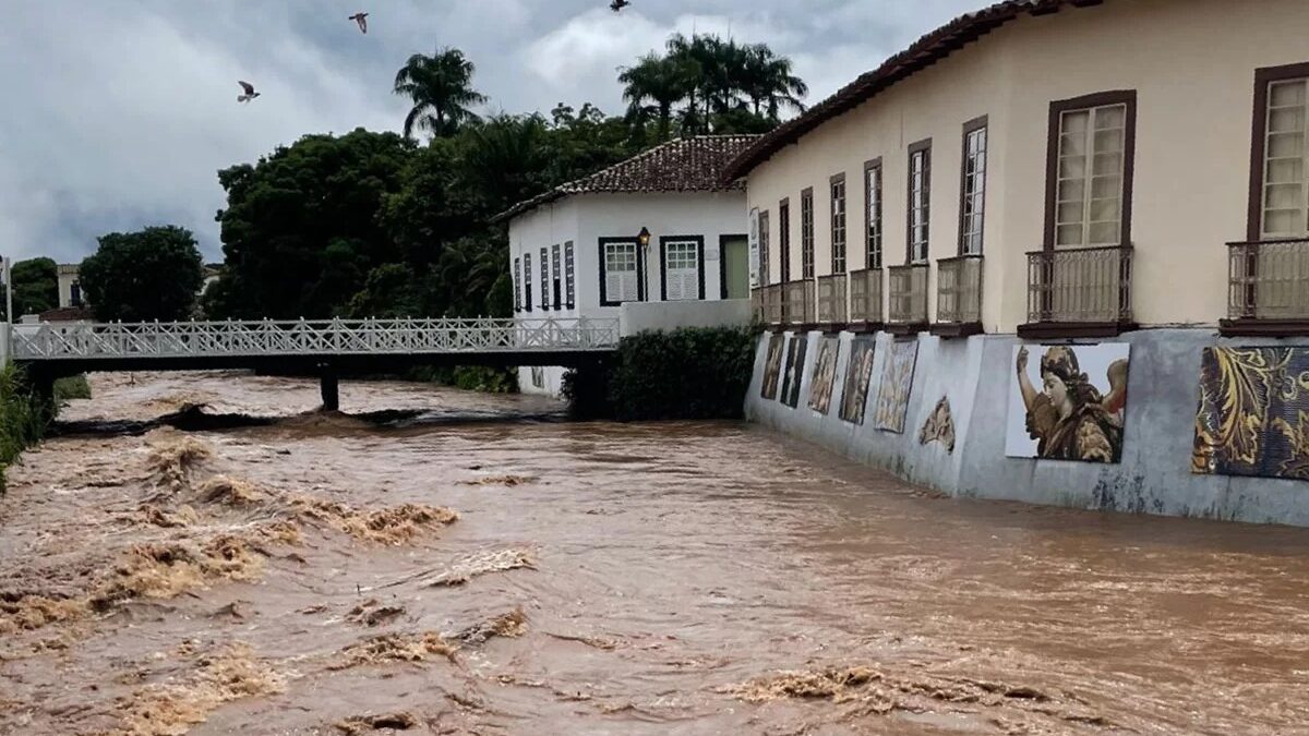 Cidade de Goiás tem previsão de chuva intensa para esta quinta-feira (22) Cimehgo da Semad emitiu alerta; confira