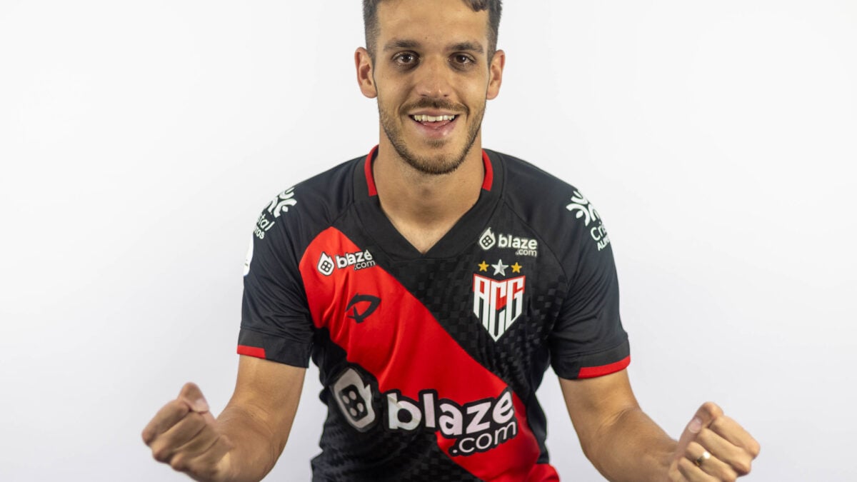 Lucas Kal em sua foto de apresentação