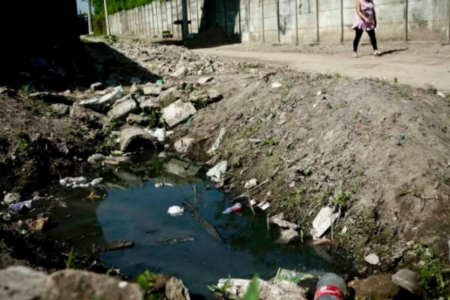 Censo trouxe informações sobre cobertura de rede de esgoto no Brasil (Foto: Agência Brasil)
