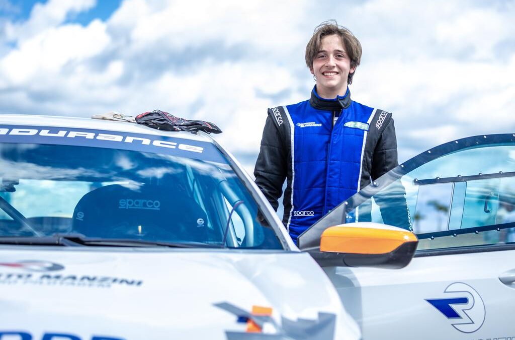 Victor Manzini no grid de largada em Goiânia