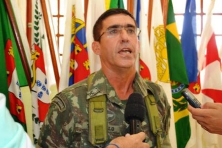 PF investiga se general preparou plano golpista à espera de decreto de Bolsonaro Estevam Theophilo foi alvo de buscas em operação