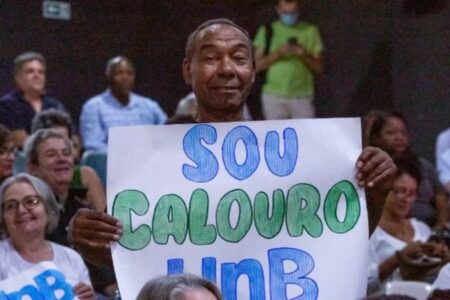 Os 136 novos estudantes estão matriculados em 37 diferentes cursos UnB faz recepção diferente para calouros com mais de 60 anos