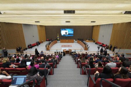 CNJ pede explicações sobre norma que proíbe uso de cropped no STJ